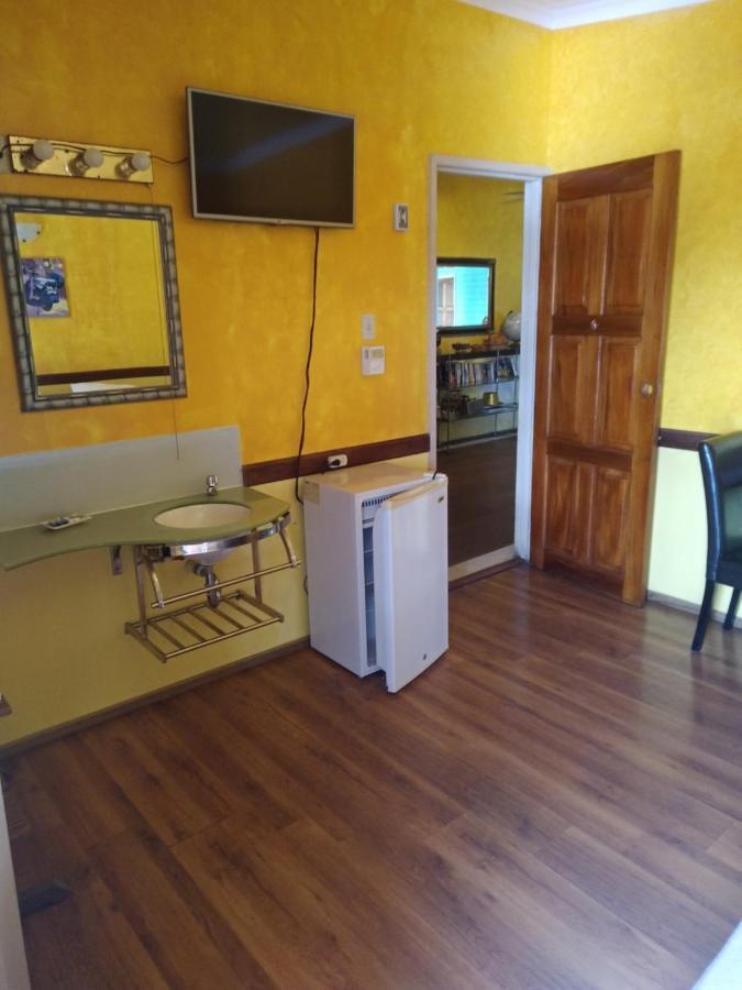 The Lighthouse At Casa Max Hotel Bocas Town Bagian luar foto