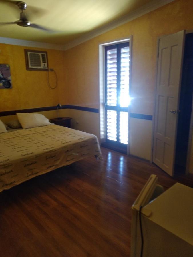 The Lighthouse At Casa Max Hotel Bocas Town Bagian luar foto