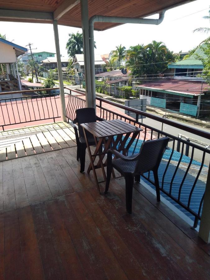 The Lighthouse At Casa Max Hotel Bocas Town Bagian luar foto